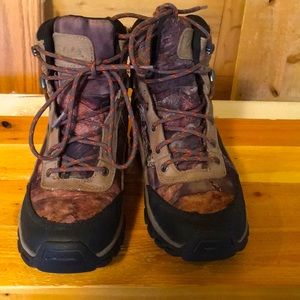 Cabelas Camo Youth Hunting Boots sz. Youth 6 EUC!